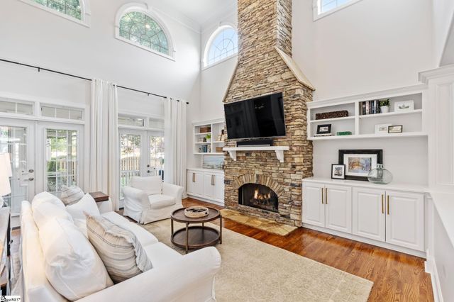 300 Kilgore Farms Circle, Simpsonville, SC 29681
