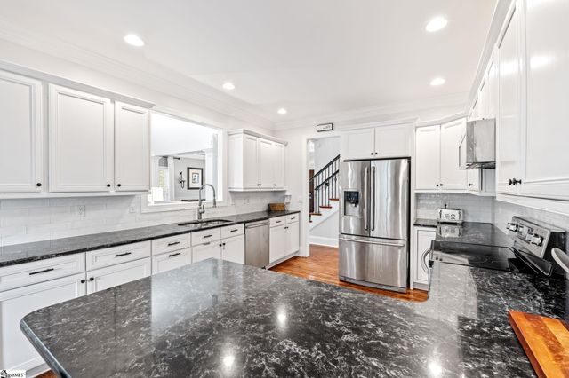 300 Kilgore Farms Circle, Simpsonville, SC 29681