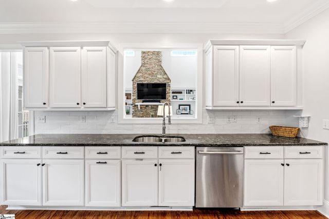 300 Kilgore Farms Circle, Simpsonville, SC 29681