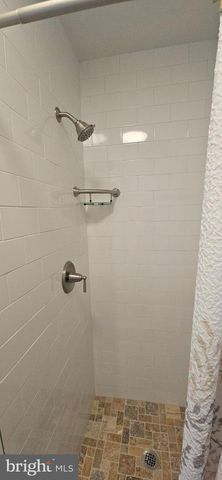 1414 S BRADDOCK ST, Winchester, VA 22601