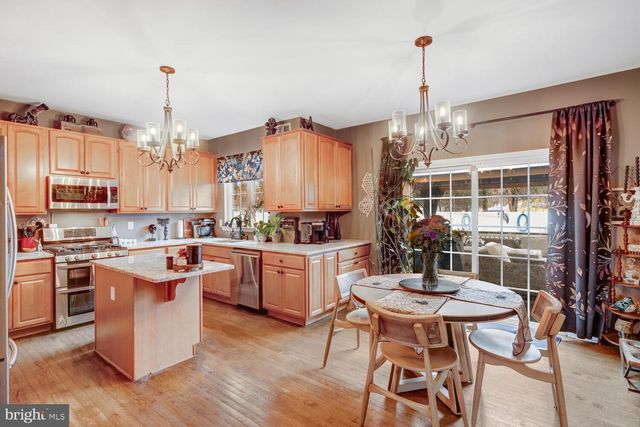 1 MARIA DR, Little Egg Harbor Twp, NJ 08087