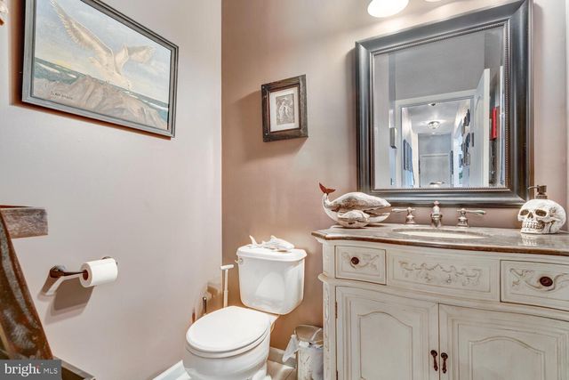 1 MARIA DR, Little Egg Harbor Twp, NJ 08087