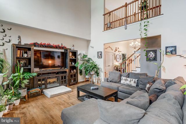 1 MARIA DR, Little Egg Harbor Twp, NJ 08087