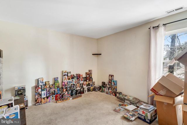 1 MARIA DR, Little Egg Harbor Twp, NJ 08087