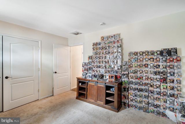 1 MARIA DR, Little Egg Harbor Twp, NJ 08087