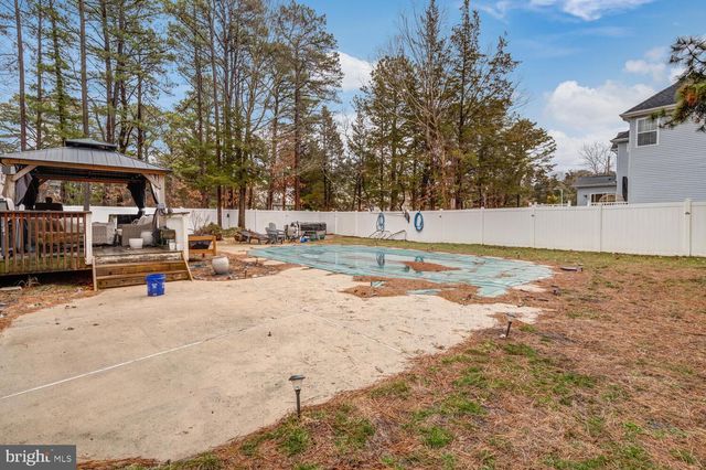 1 MARIA DR, Little Egg Harbor Twp, NJ 08087