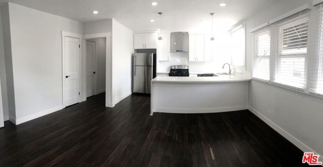 1750 N La Brea Avenue, Los Angeles, CA 90046