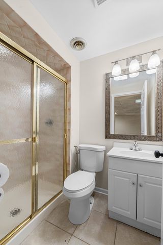 9733 S Cambridge Court, Palos Hills, IL 60465
