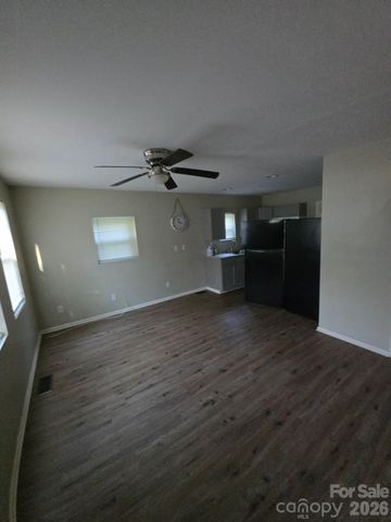 125 Gains Lane, Statesville, NC 28677