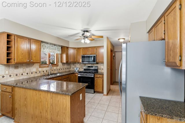 40051 Finley Drive, Canton Charter Township, MI 48188