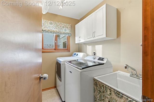 40051 Finley Drive, Canton Charter Township, MI 48188