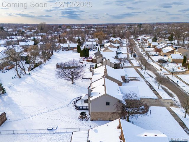 40051 Finley Drive, Canton Charter Township, MI 48188