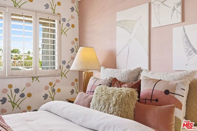 2075 S Ramitas Way, Palm Springs, CA 92264