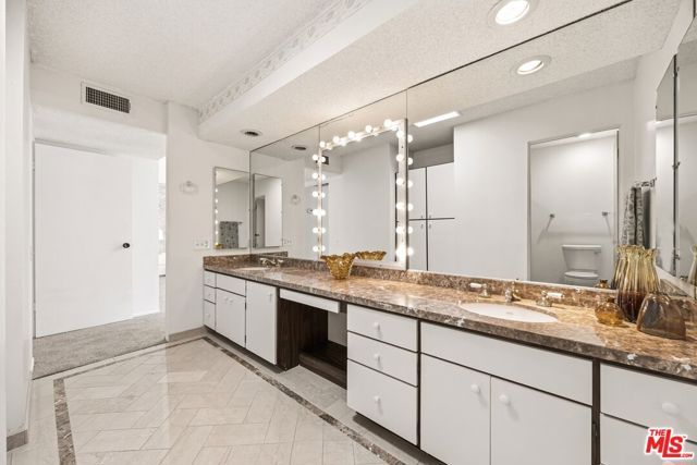 2075 S Ramitas Way, Palm Springs, CA 92264