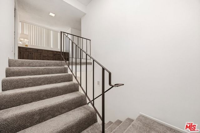 2075 S Ramitas Way, Palm Springs, CA 92264