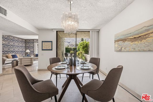 2075 S Ramitas Way, Palm Springs, CA 92264