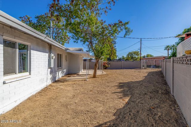 3030 N 38TH Drive, Phoenix, AZ 85019