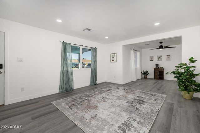 3030 N 38TH Drive, Phoenix, AZ 85019