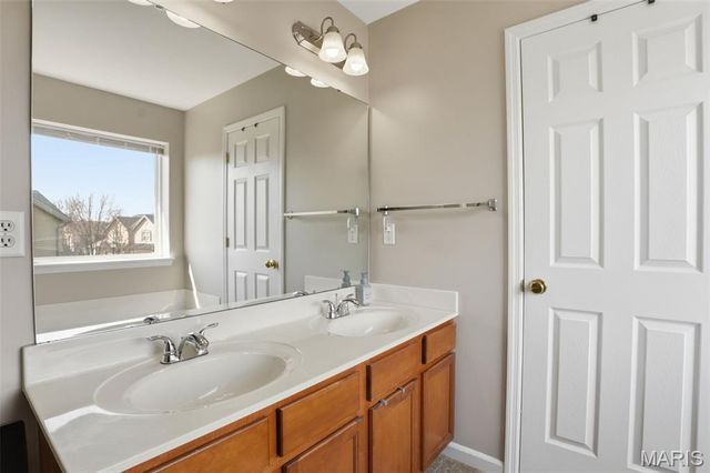 510 Country Circle Drive, Lake St Louis, MO 63367