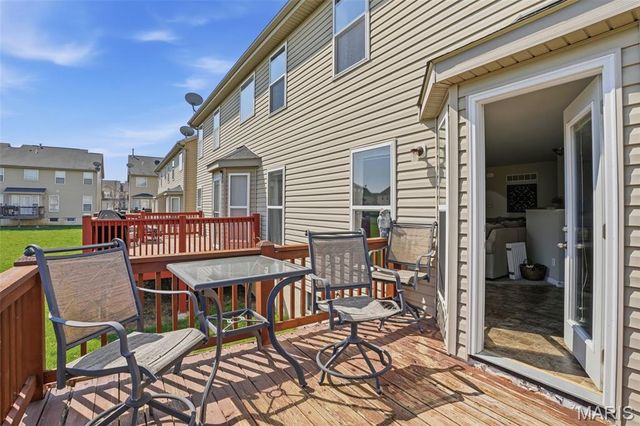 510 Country Circle Drive, Lake St Louis, MO 63367