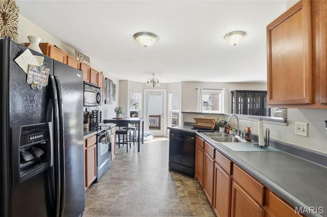 510 Country Circle Drive, Lake St Louis, MO 63367