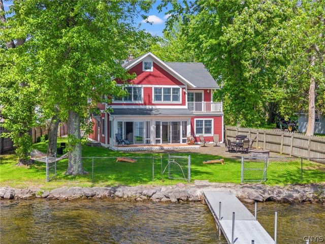 16 Woodland Drive, West Monroe, NY 13167