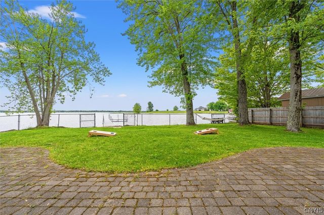16 Woodland Drive, West Monroe, NY 13167
