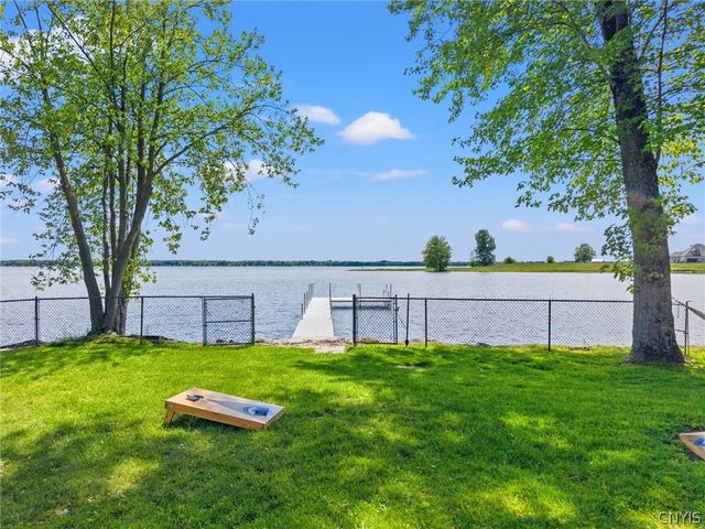16 Woodland Drive, West Monroe, NY 13167