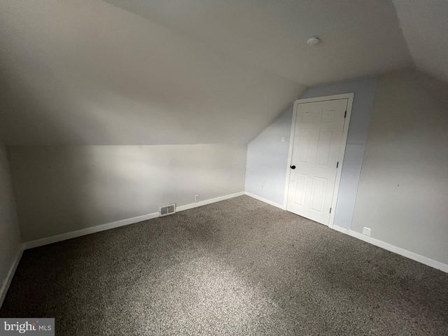 213 NICHOLSON RD, West Collingswood Heights, NJ 08059