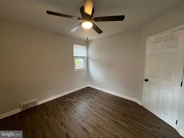 213 NICHOLSON RD, West Collingswood Heights, NJ 08059