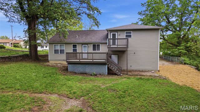 2005 Lebanon Avenue, Belleville, IL 62221