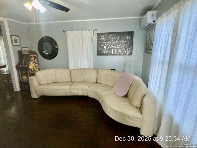 1010 Gardina, San Antonio, TX 78201