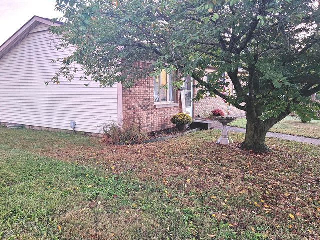 1129 E Warren Street, Martinsville, IN 46151