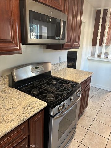 1326 E 15th Street, Santa Ana, CA 92701