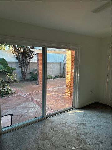 1326 E 15th Street, Santa Ana, CA 92701