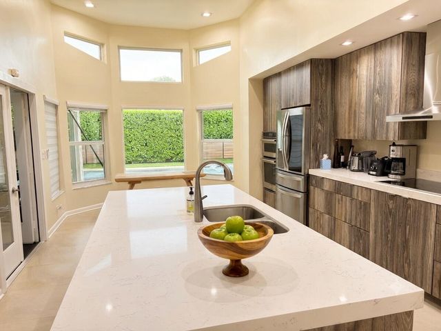 7360 NW 83RD Avenue, Tamarac, FL 33321