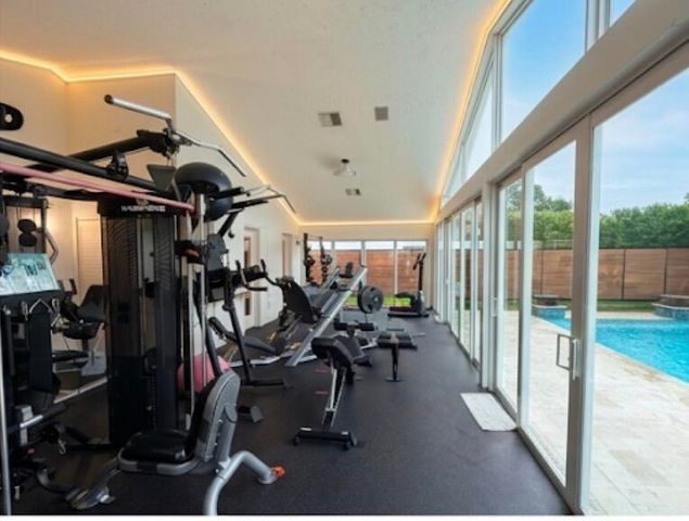 7360 NW 83RD Avenue, Tamarac, FL 33321
