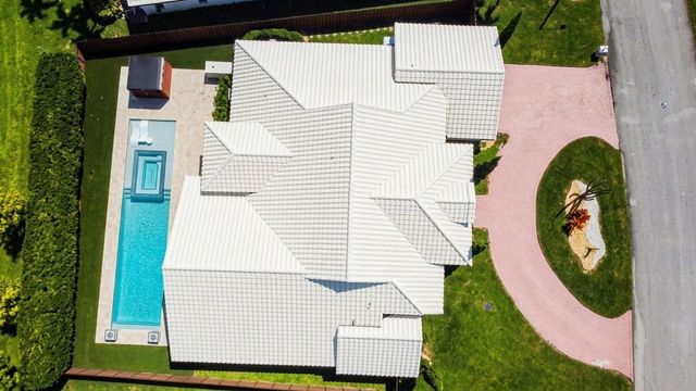 7360 NW 83RD Avenue, Tamarac, FL 33321