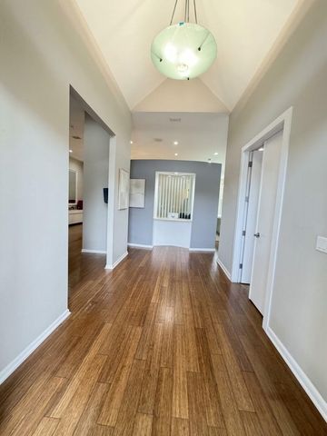 7360 NW 83RD Avenue, Tamarac, FL 33321