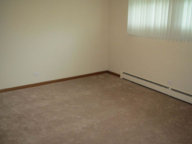 13 N CLIFTON Avenue 202, Park Ridge, IL 60068