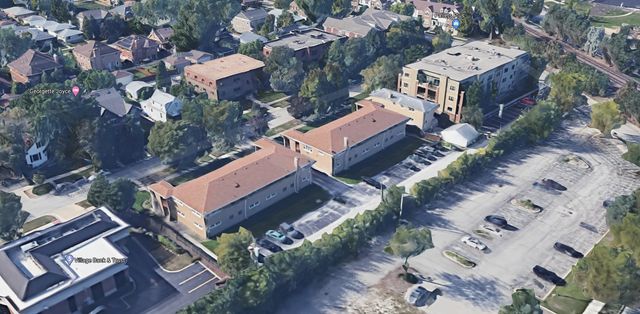13 N CLIFTON Avenue 202, Park Ridge, IL 60068