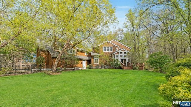 7 Charney Place, Alpine, NJ 07620