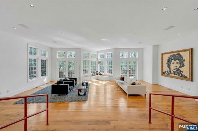 7 Charney Place, Alpine, NJ 07620