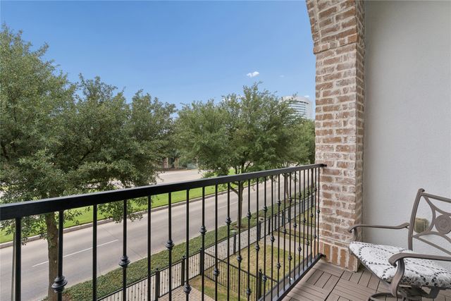 768 Sid Rich Drive, Irving, TX 75039