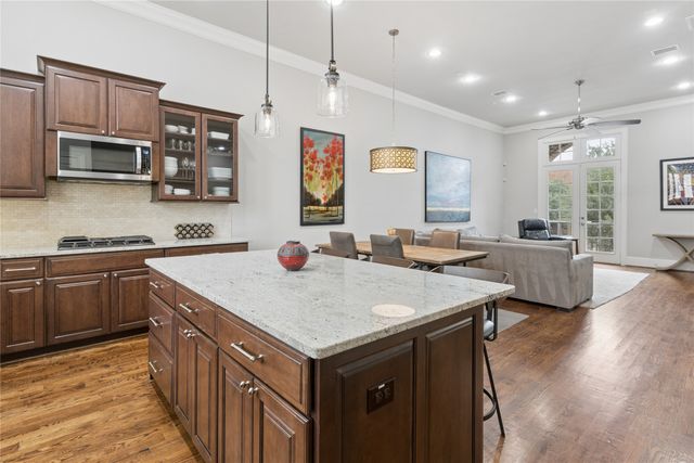 768 Sid Rich Drive, Irving, TX 75039