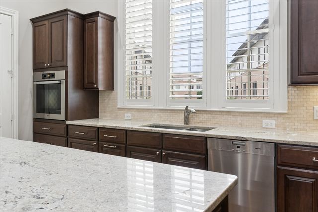 768 Sid Rich Drive, Irving, TX 75039