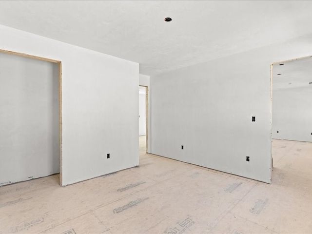 306 Wood St, Middleboro, MA 02346