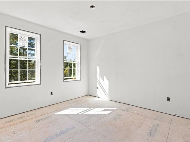 306 Wood St, Middleboro, MA 02346