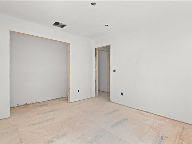 306 Wood St, Middleboro, MA 02346