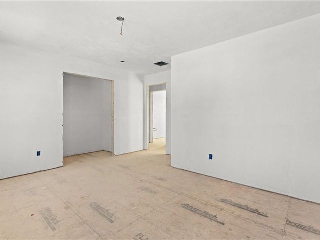 306 Wood St, Middleboro, MA 02346